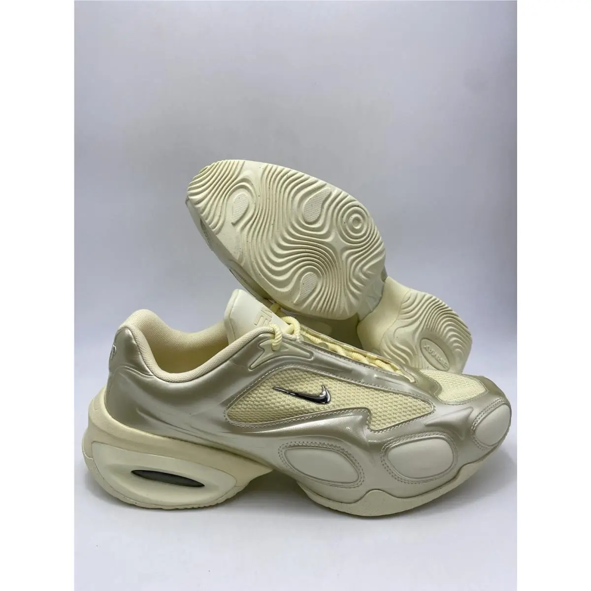 Nike Wmns Air Max Muse Alabaster Metallic FV1920 700 Wmns Sz 11.5/Men`s Sz 10