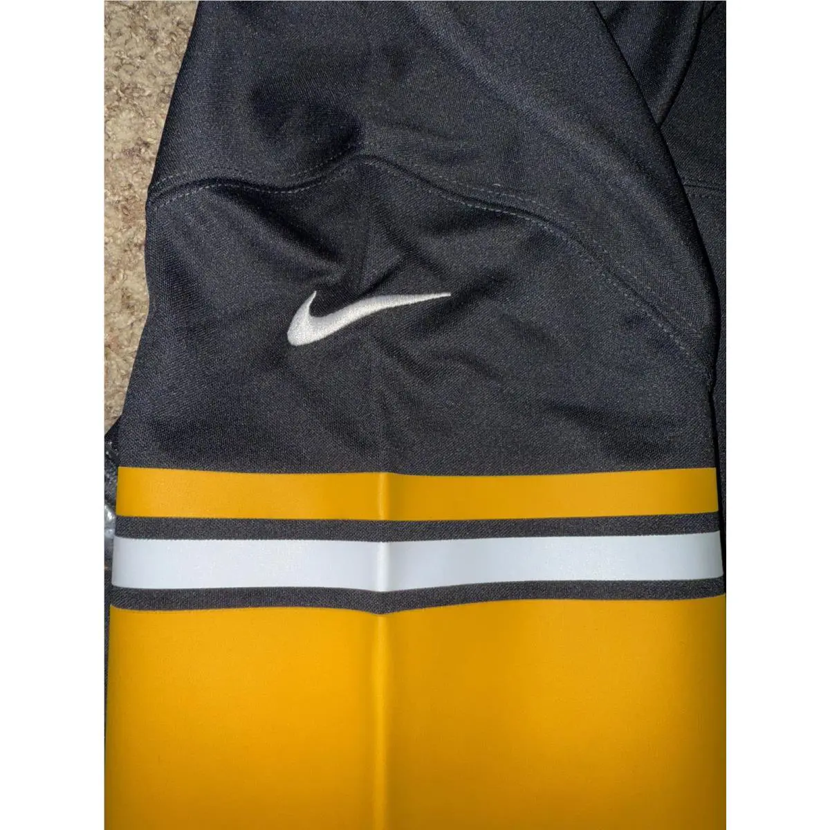 Nike clothing - NA - Black 4