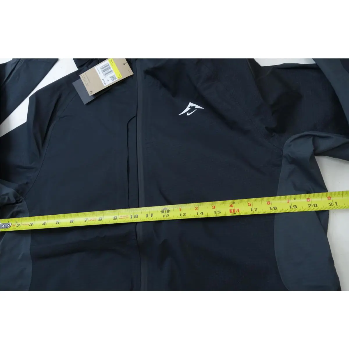 Nike clothing - Nike FZ1084-010 - Black 10