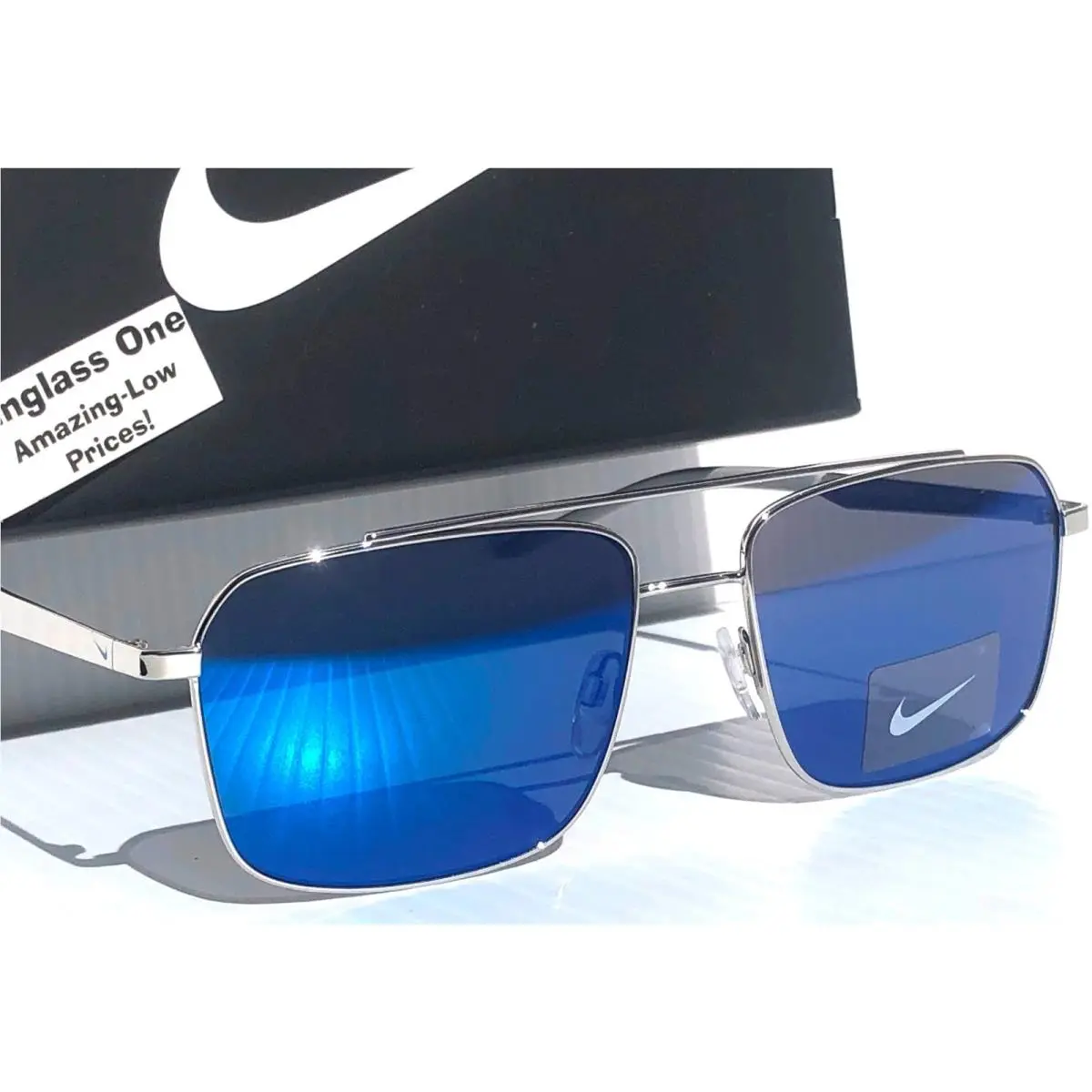 Nike Traveler Strike Silver Frame Blue Mirror Lens Sunglass IB3676X 032