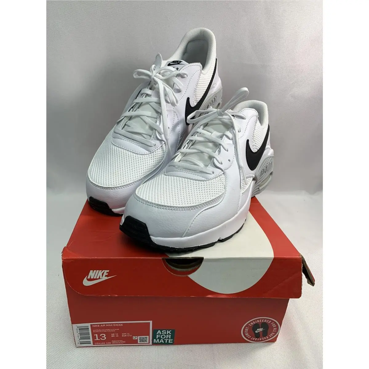 Nike Men’s Air Max Excee Shoes Sneakers White w/ Black Stripe Size 13