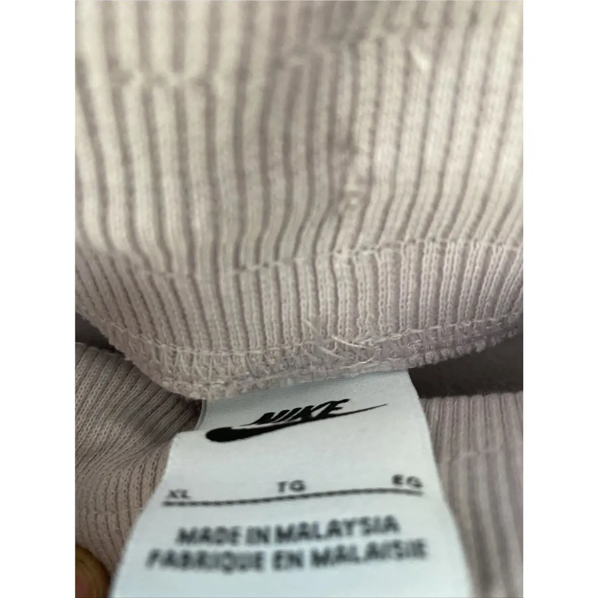 Nike clothing - Lavender (UPC: 196149421032) 12