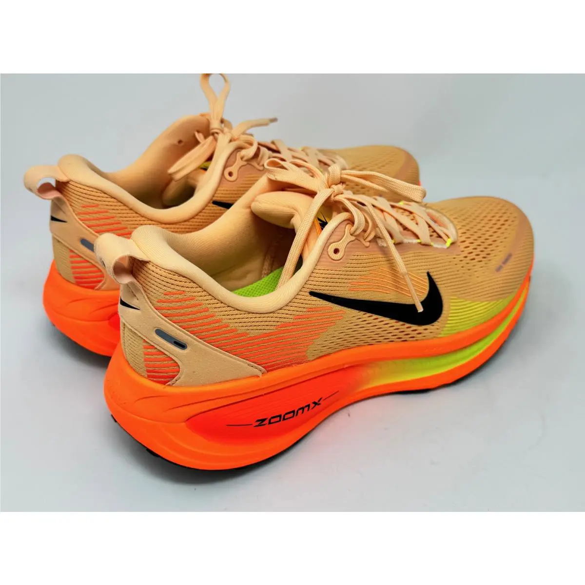 Nike shoes - Nike Vomero 18 - Vomero - Orange (UPC: 198481388226) 3