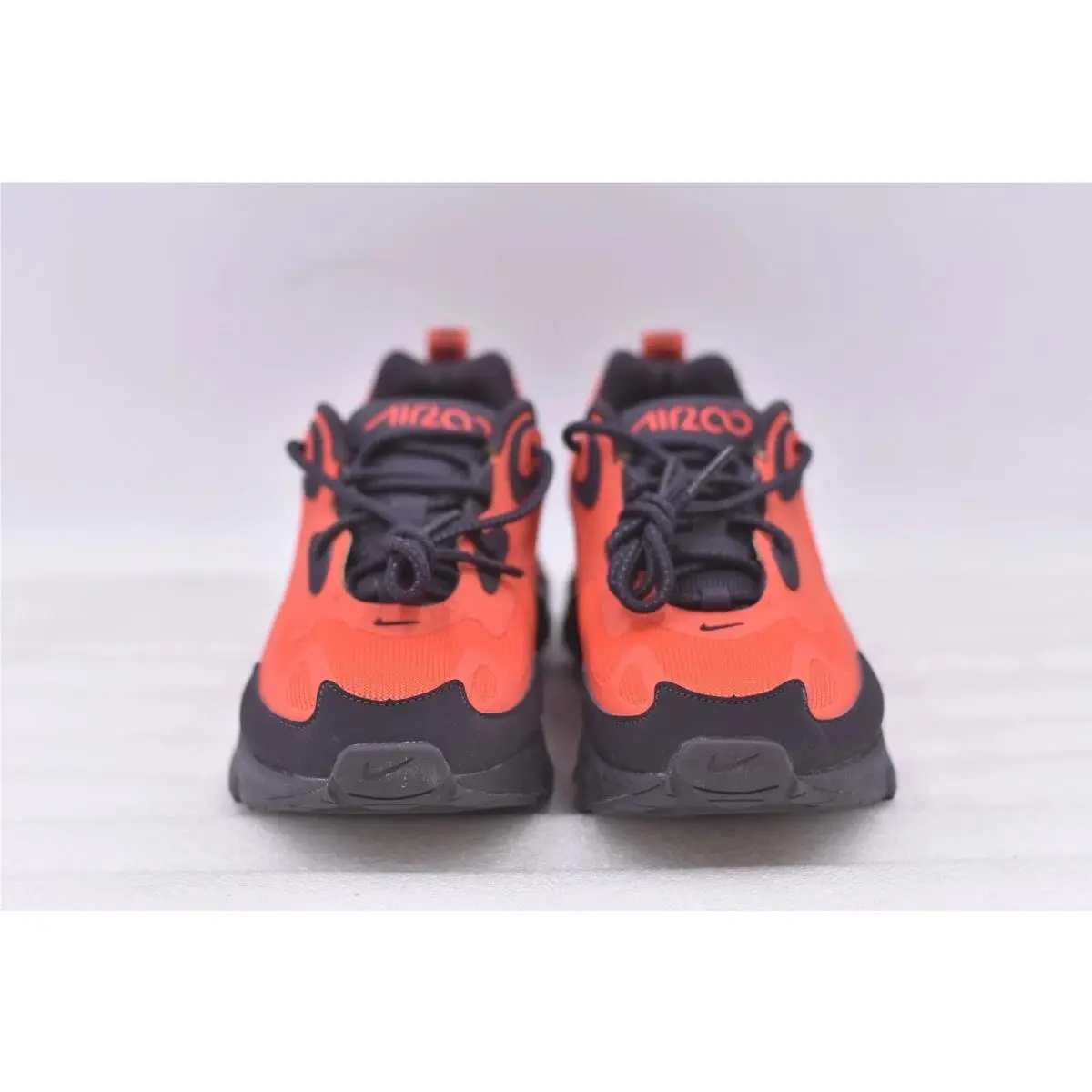 Nike shoes - Red (UPC: 193152118188) 0