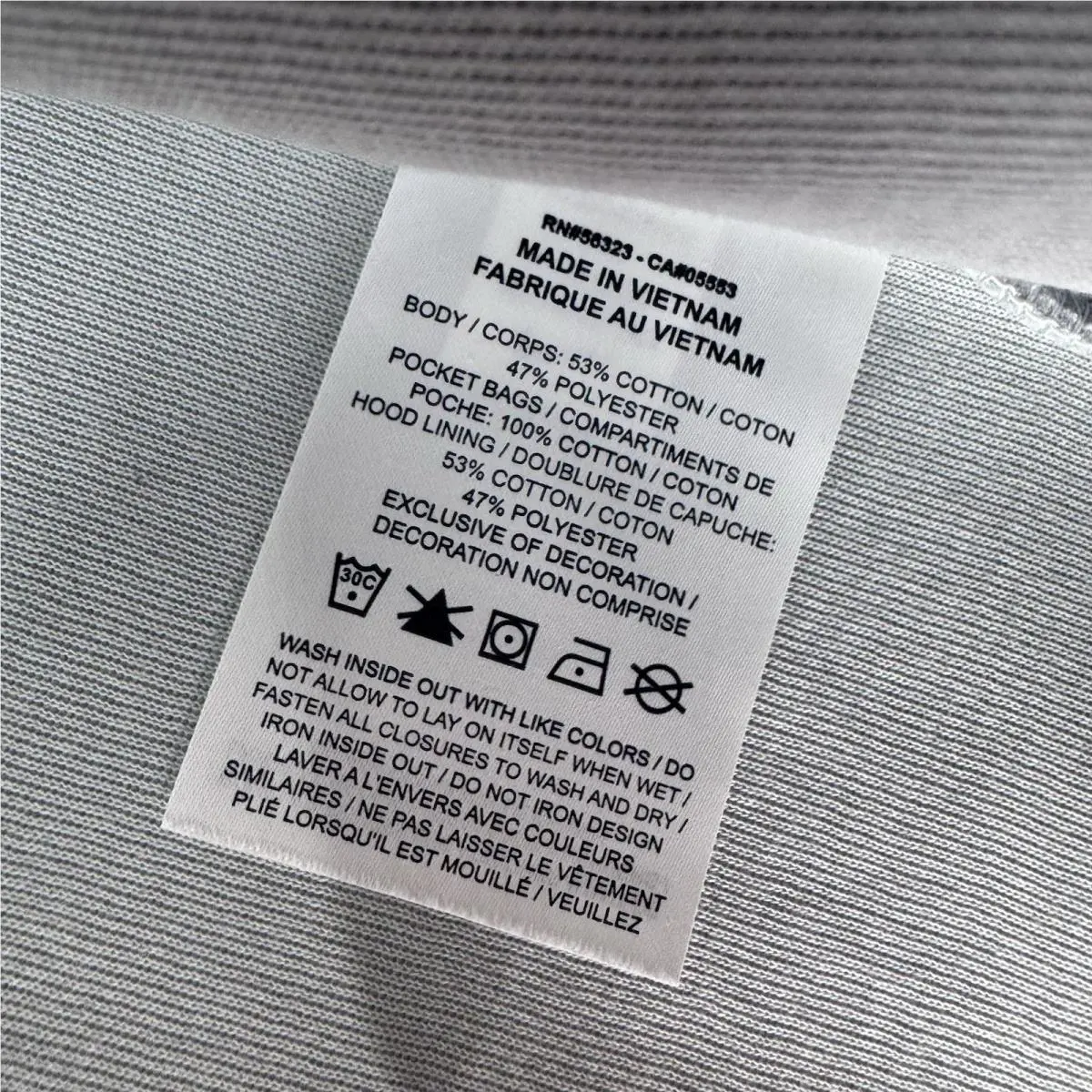 Nike clothing - Lt Silver/Lt Smoke Grey-Black (UPC: 198484427564) 3