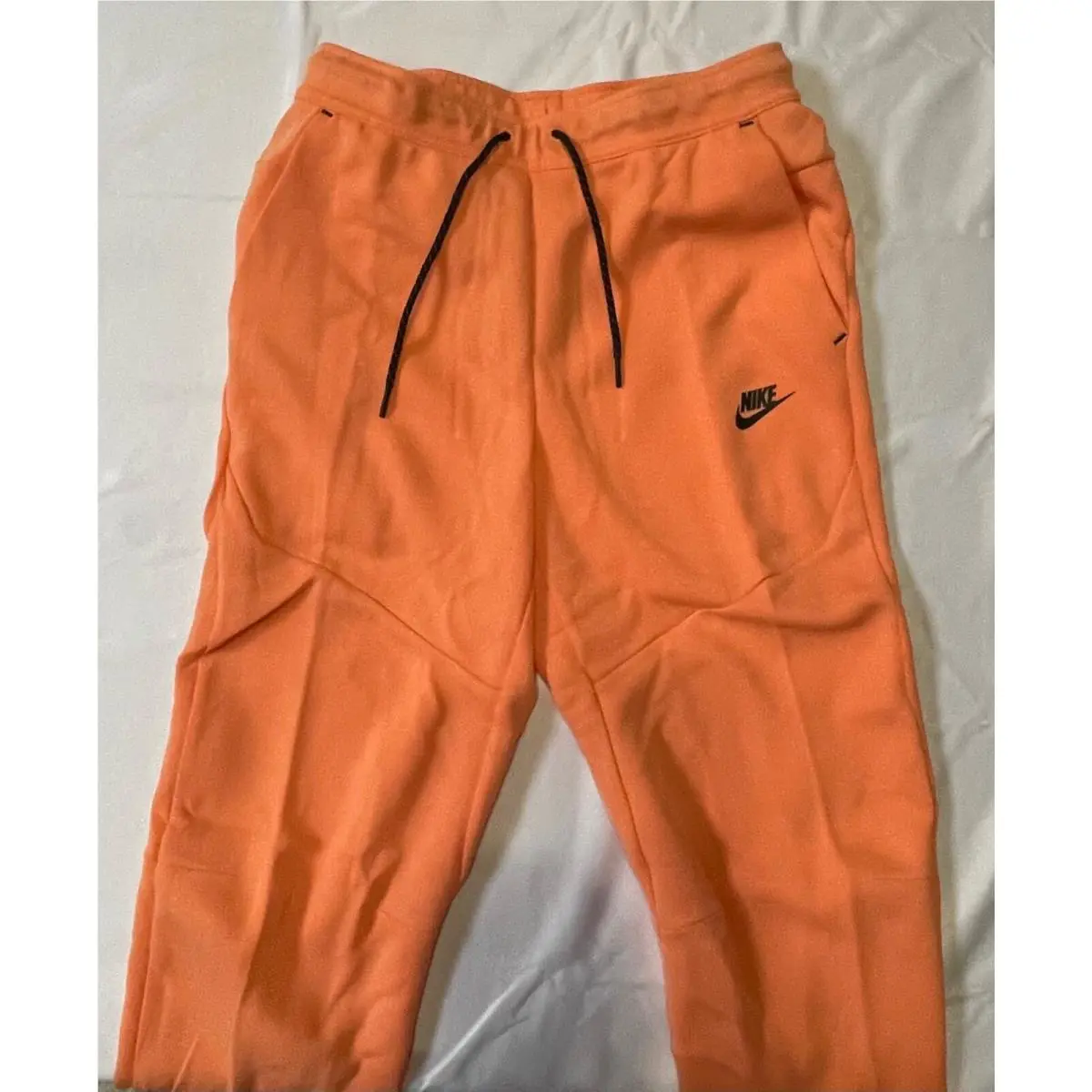 Nike clothing - Orange Frost/Black (UPC: 194956062462) 4