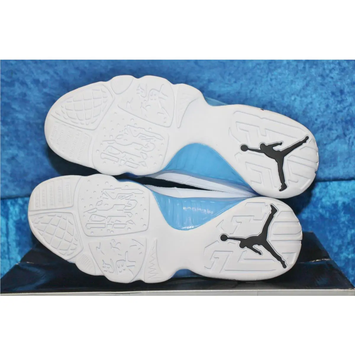 Nike shoes - 302370 103 - White 16