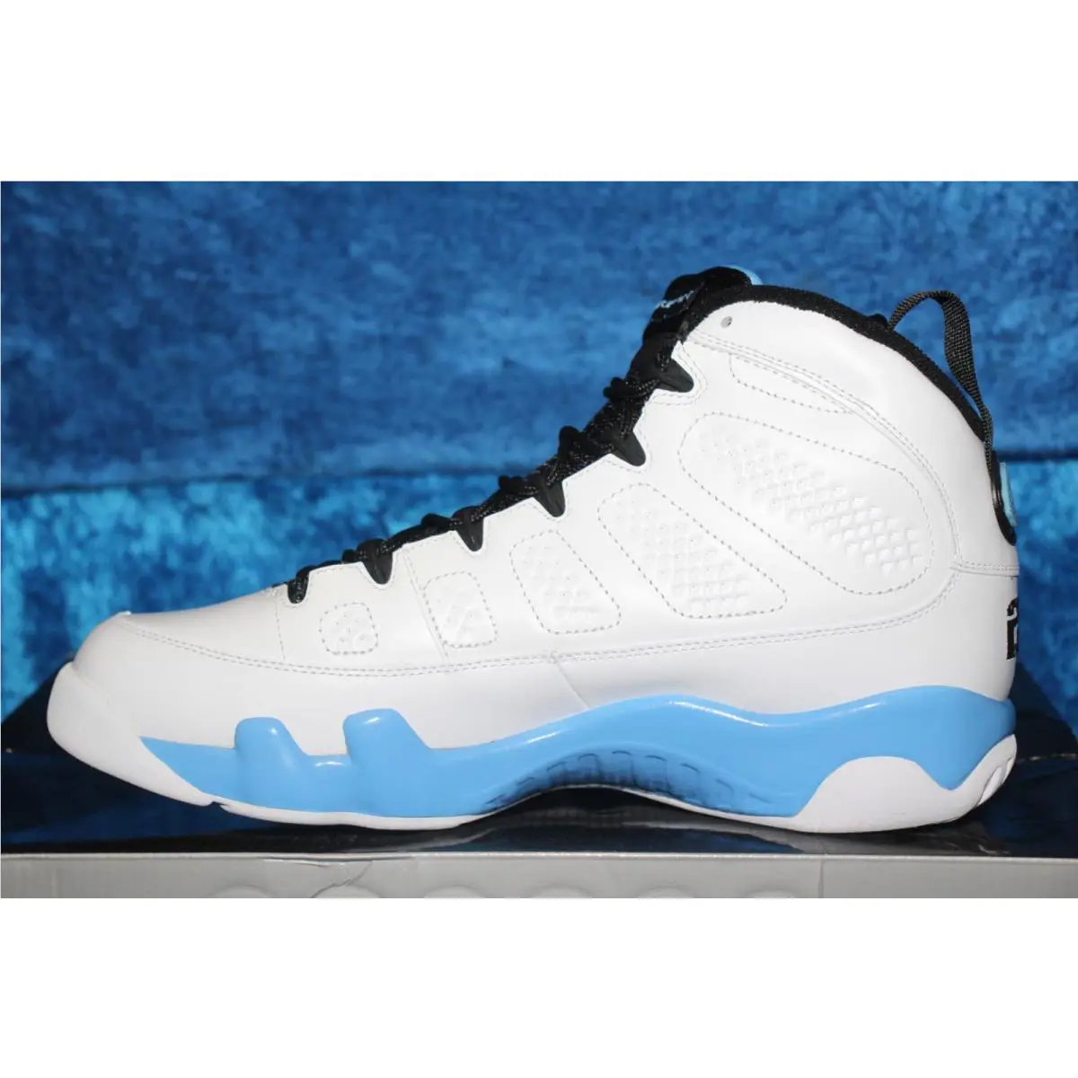 Nike shoes - 302370 103 - White 3
