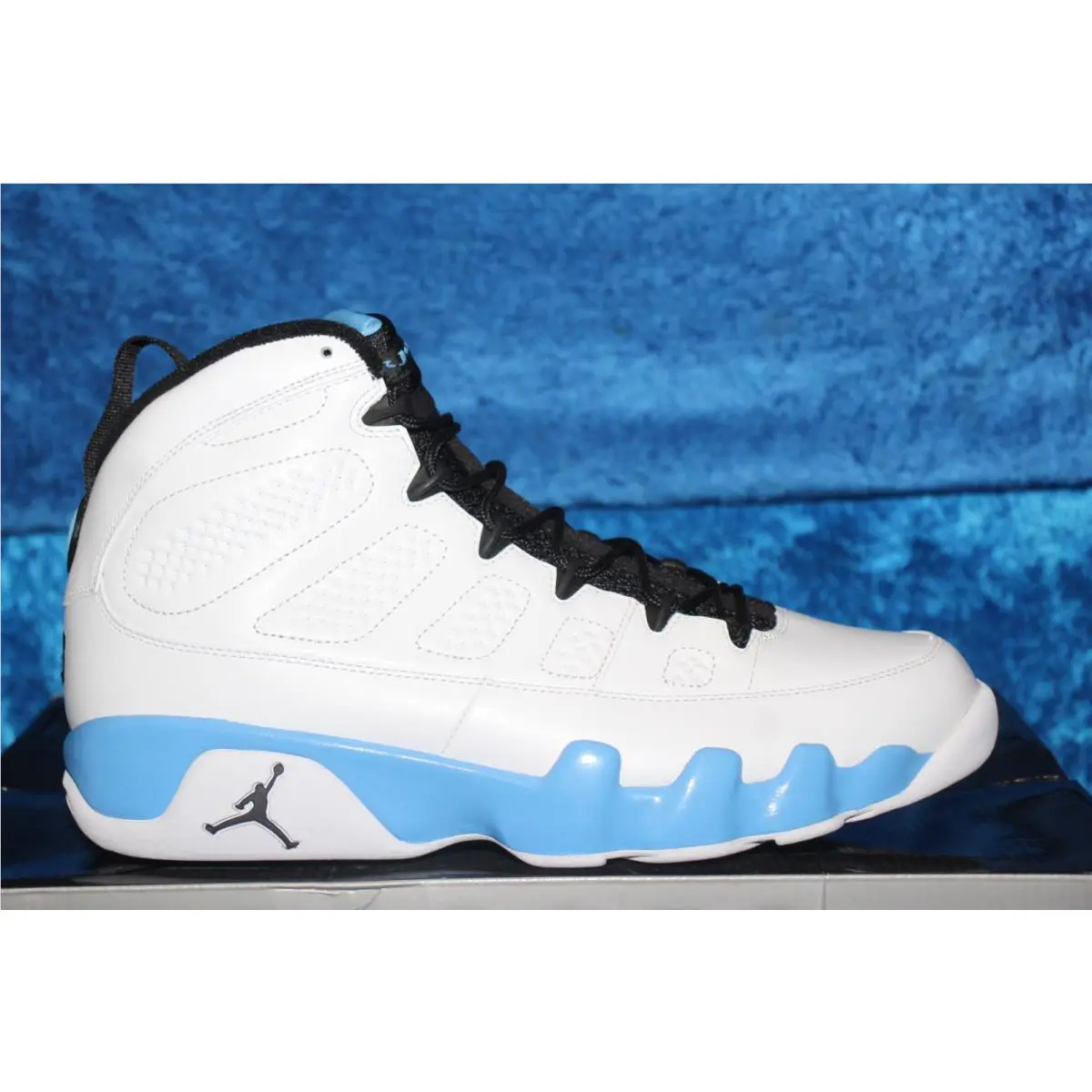 Nike shoes - 302370 103 - White 5