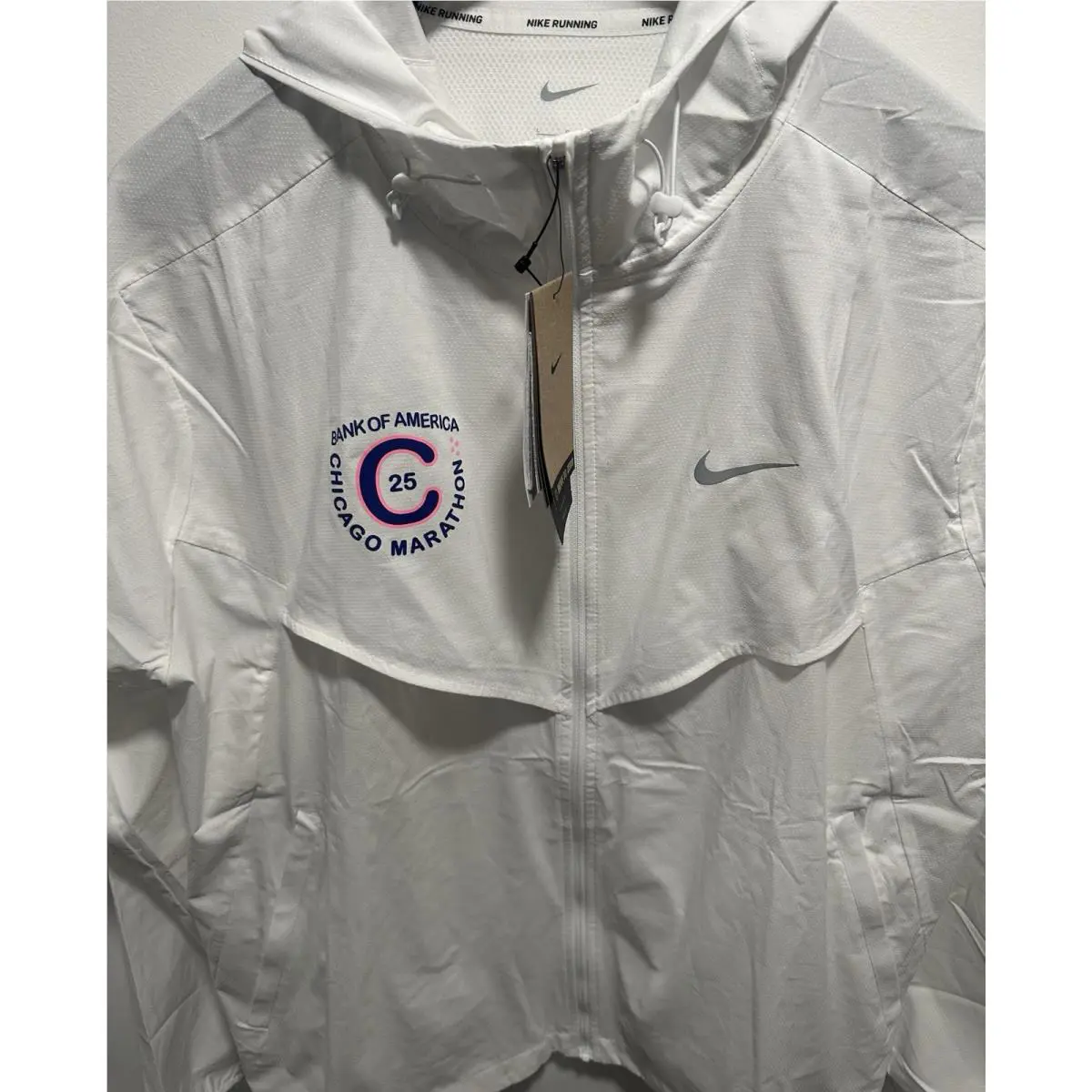 Nike clothing - Nike Impossibly Light Men`s Hooded Running Jacket - HQ4267-100 - White 1