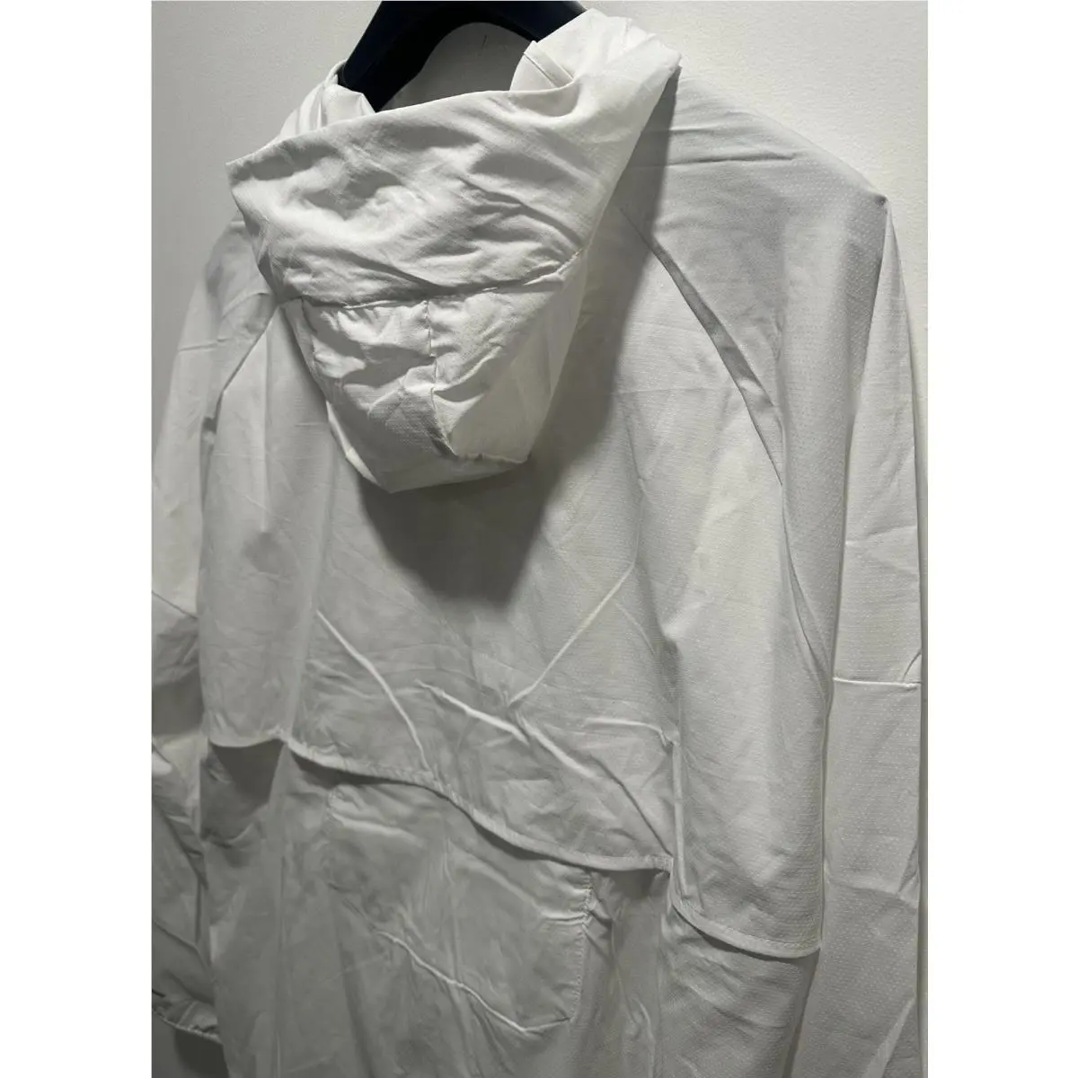 Nike clothing - Nike Impossibly Light Men`s Hooded Running Jacket - HQ4267-100 - White 7