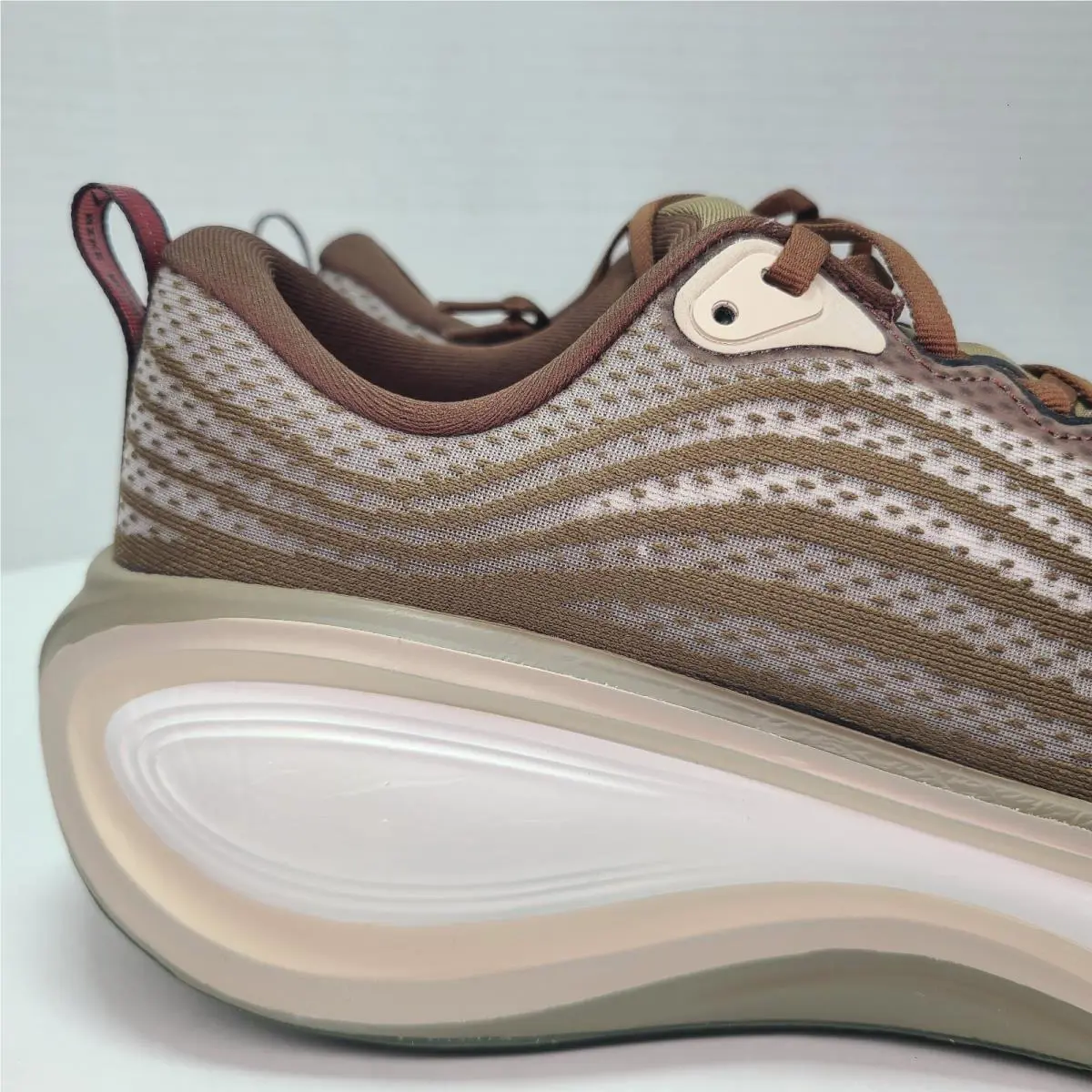 Nike shoes - Nike Vomero Plus - Vomero Plus - IO4482-001 - Brown (UPC: 198727789688) 2
