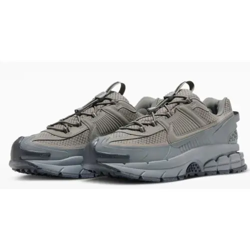 Nike shoes - Nike Zoom Vomero - Zoom Vomero - HV6901-001 - Metallic Pewter/ Cool Grey 5