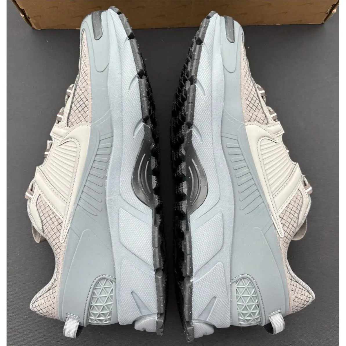 Nike shoes - Nike Zoom Vomero - Zoom Vomero - HV6901-001 - Metallic Pewter/ Cool Grey 7