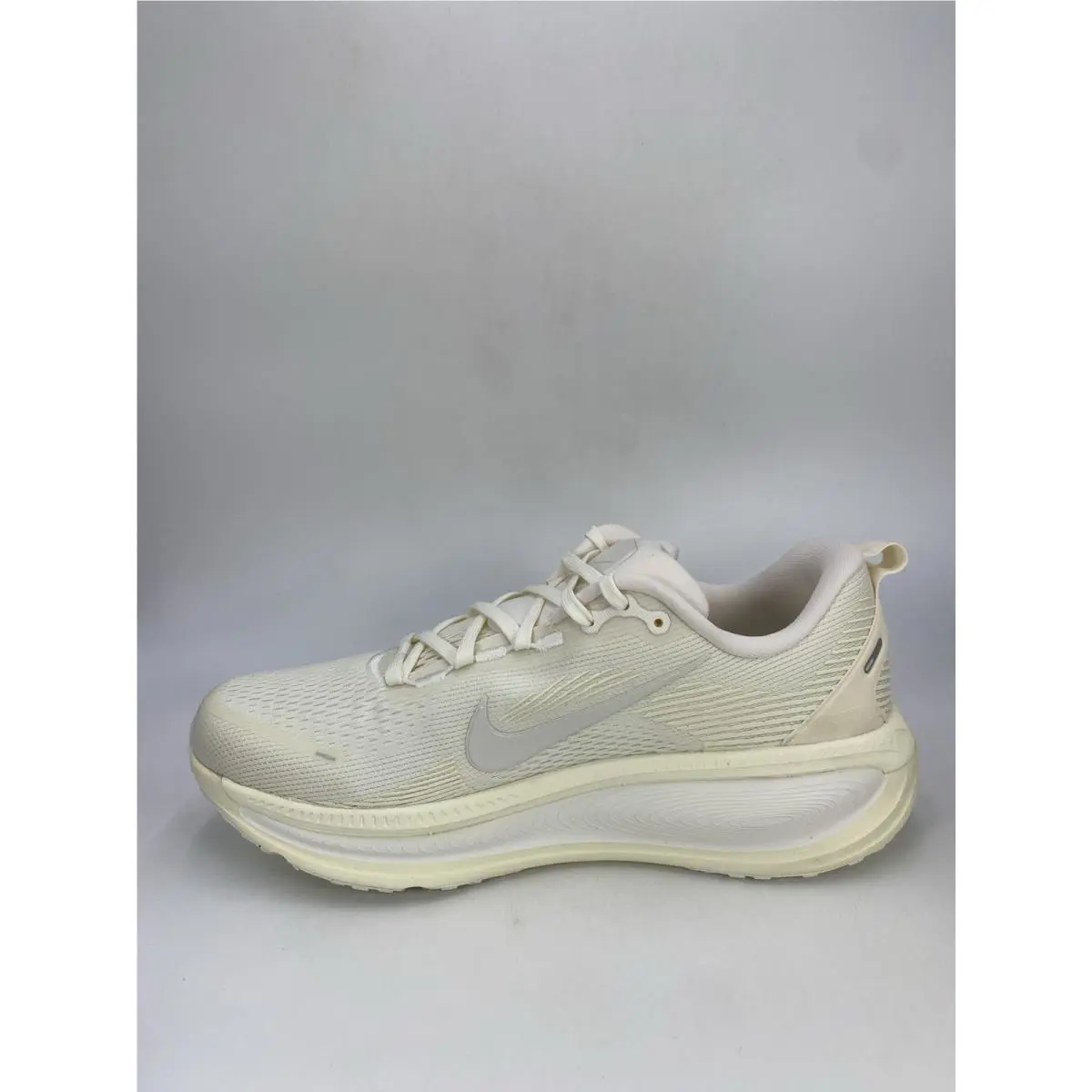 Nike shoes - Nike Vomero 18 - Vomero - HM6804 110 - Sail/Summit White-Coconut Milk (UPC: 198483408557) 1