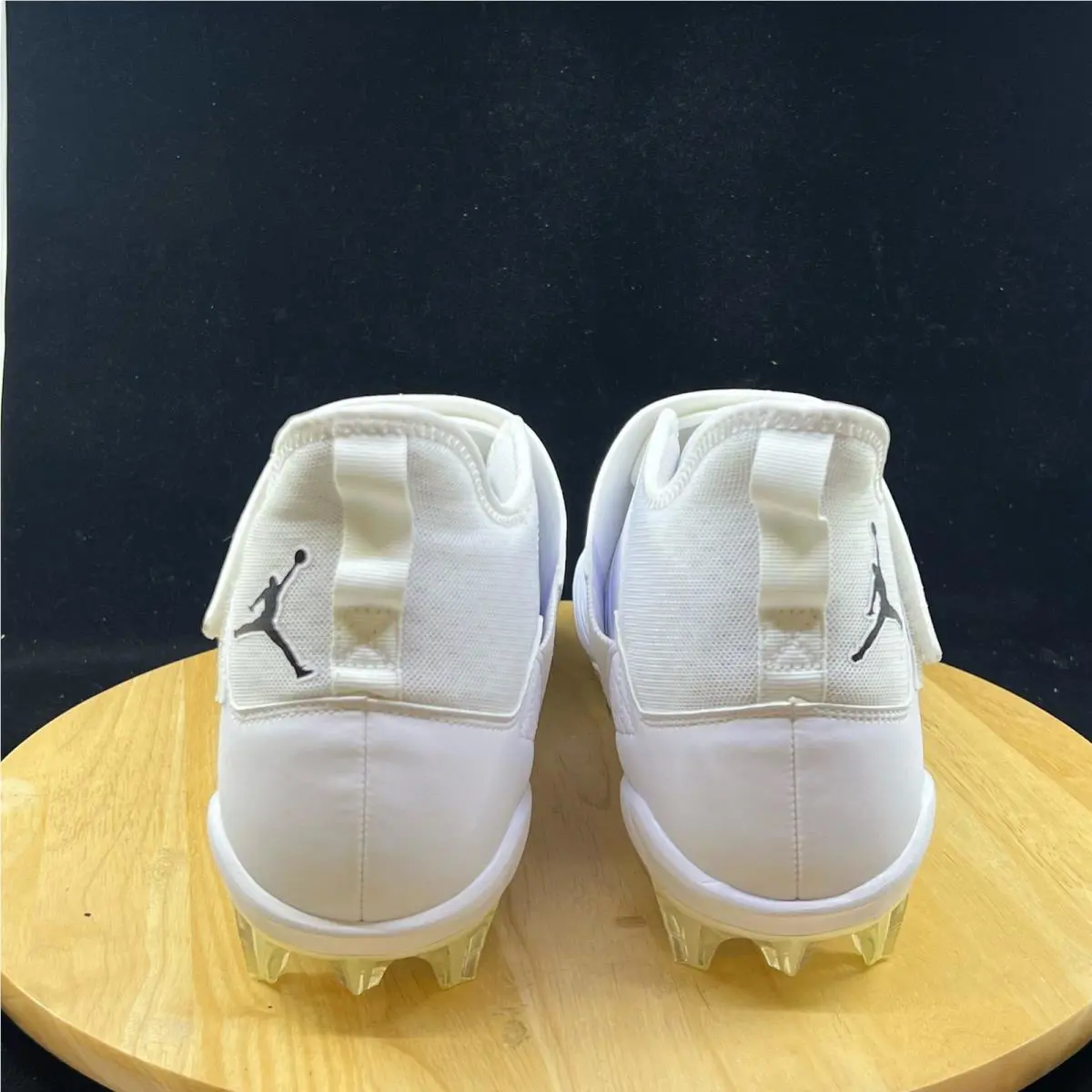 Nike shoes - White 4