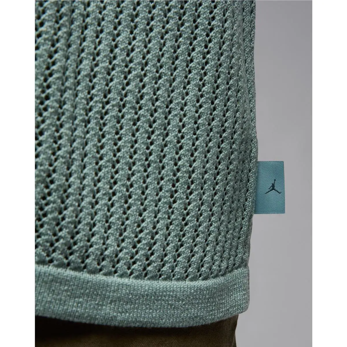 Nike clothing - mineral slate (UPC: 888410769195) 4