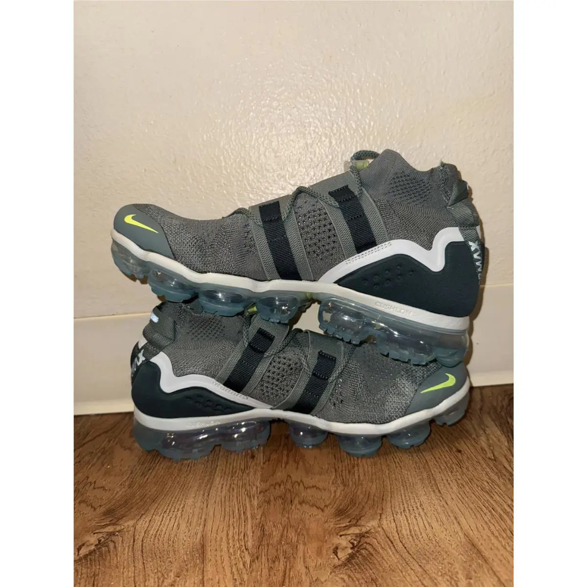 Nike shoes - Green 6