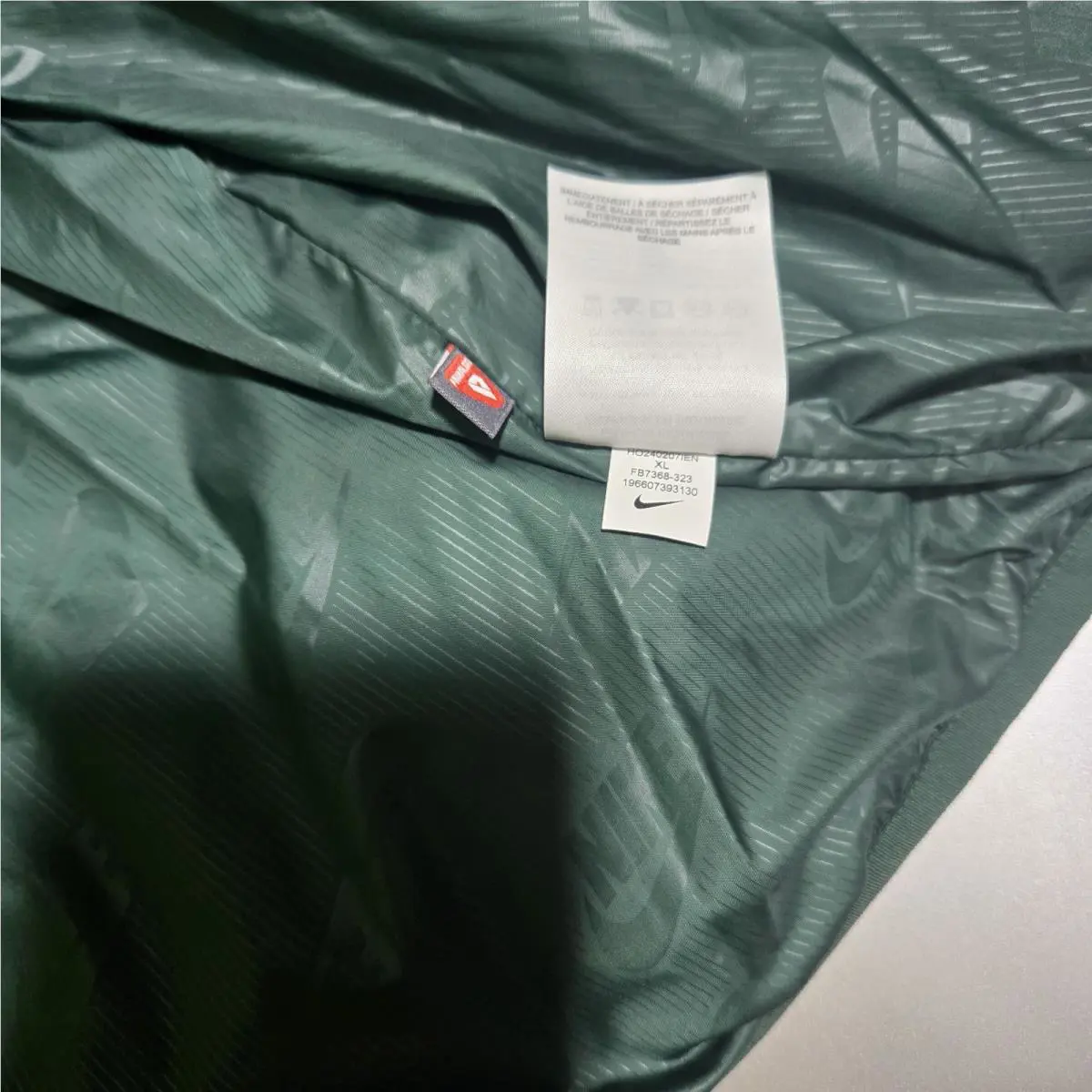 Nike clothing - Green 9