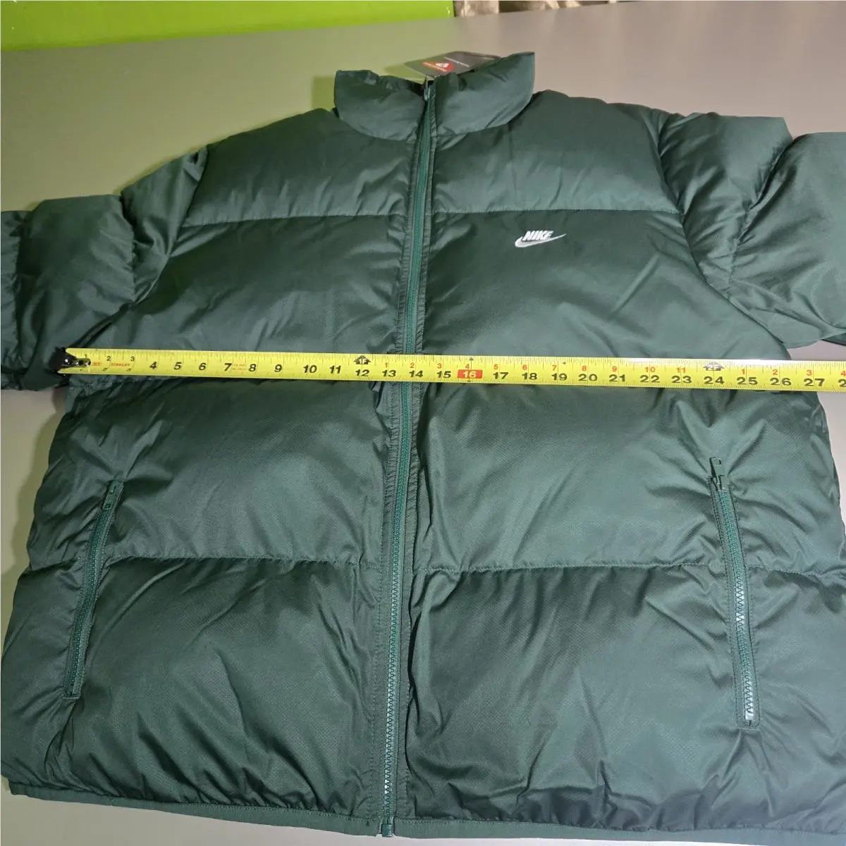 Nike clothing - Green 13