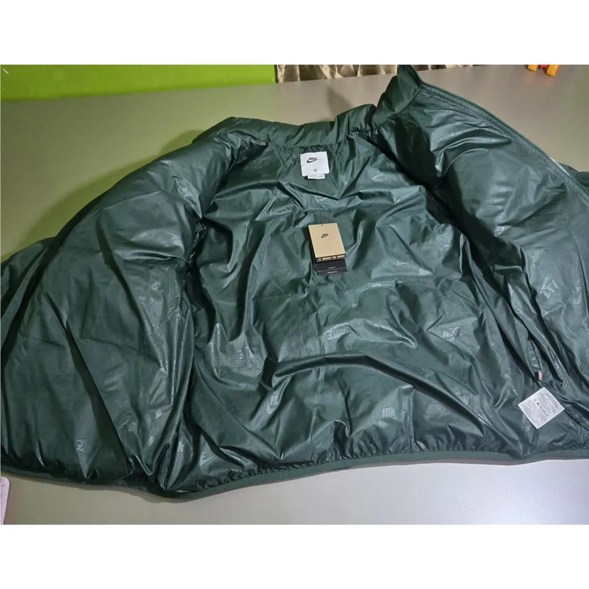 Nike clothing - Green 2