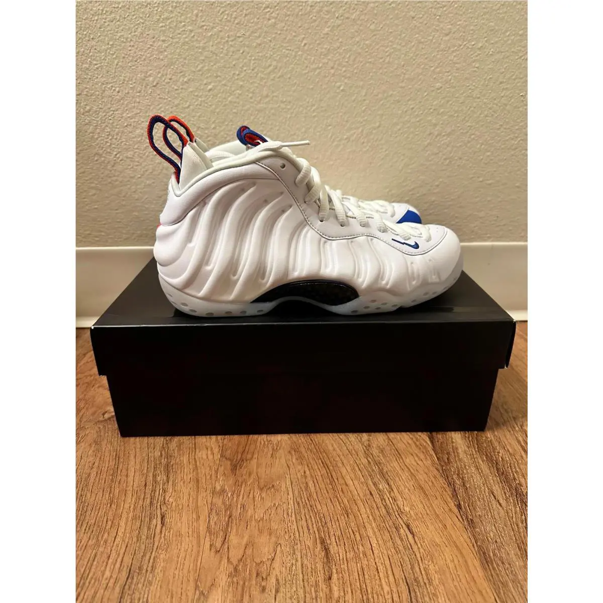 Nike shoes - White 1