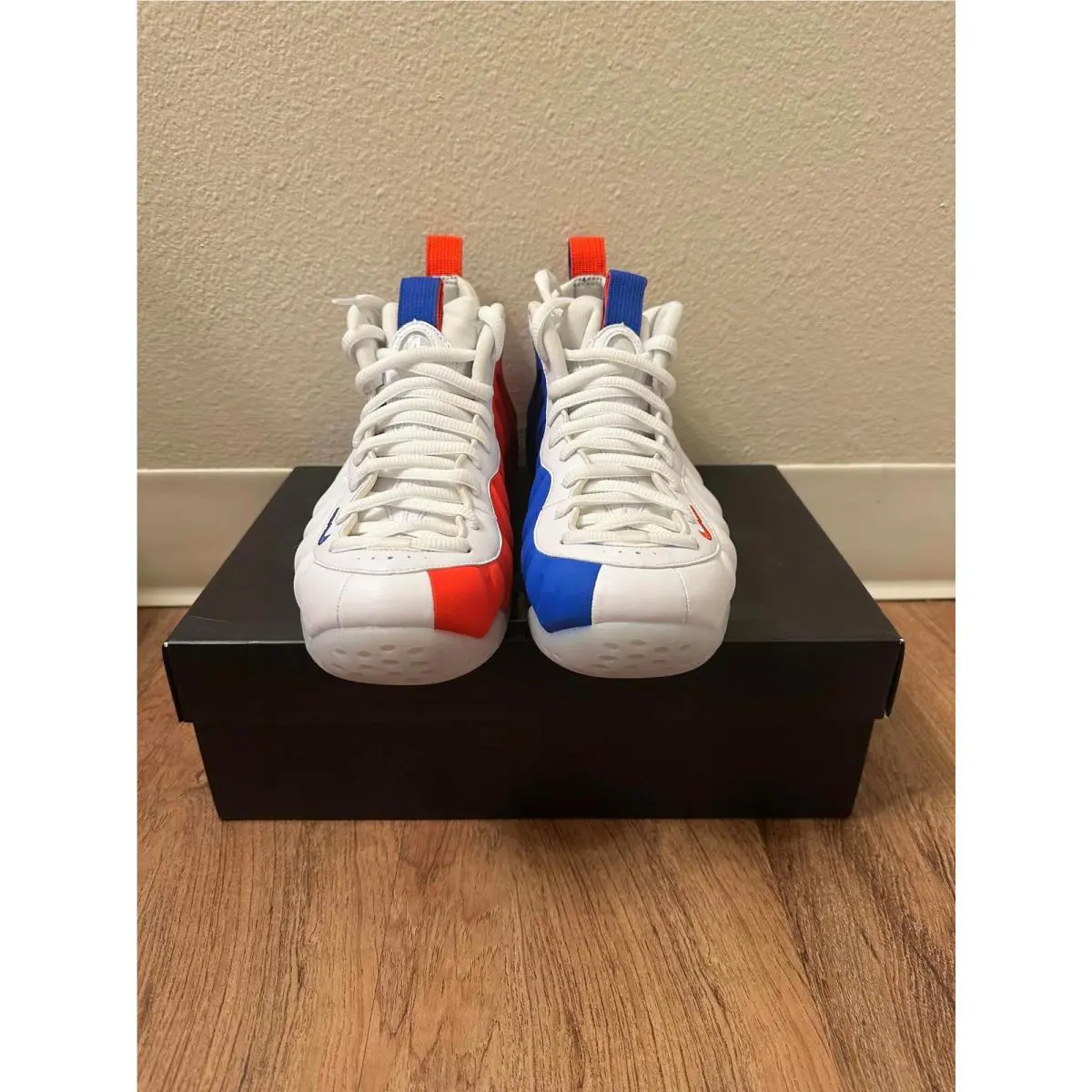 Nike shoes - White 2