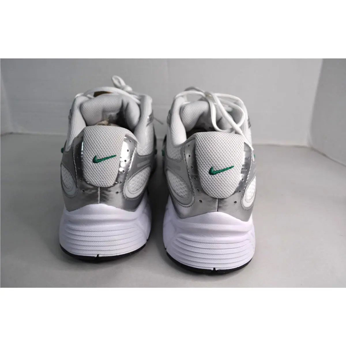 Nike shoes - Nike V5 RNR - RNR - HJ5228-100 - White 5