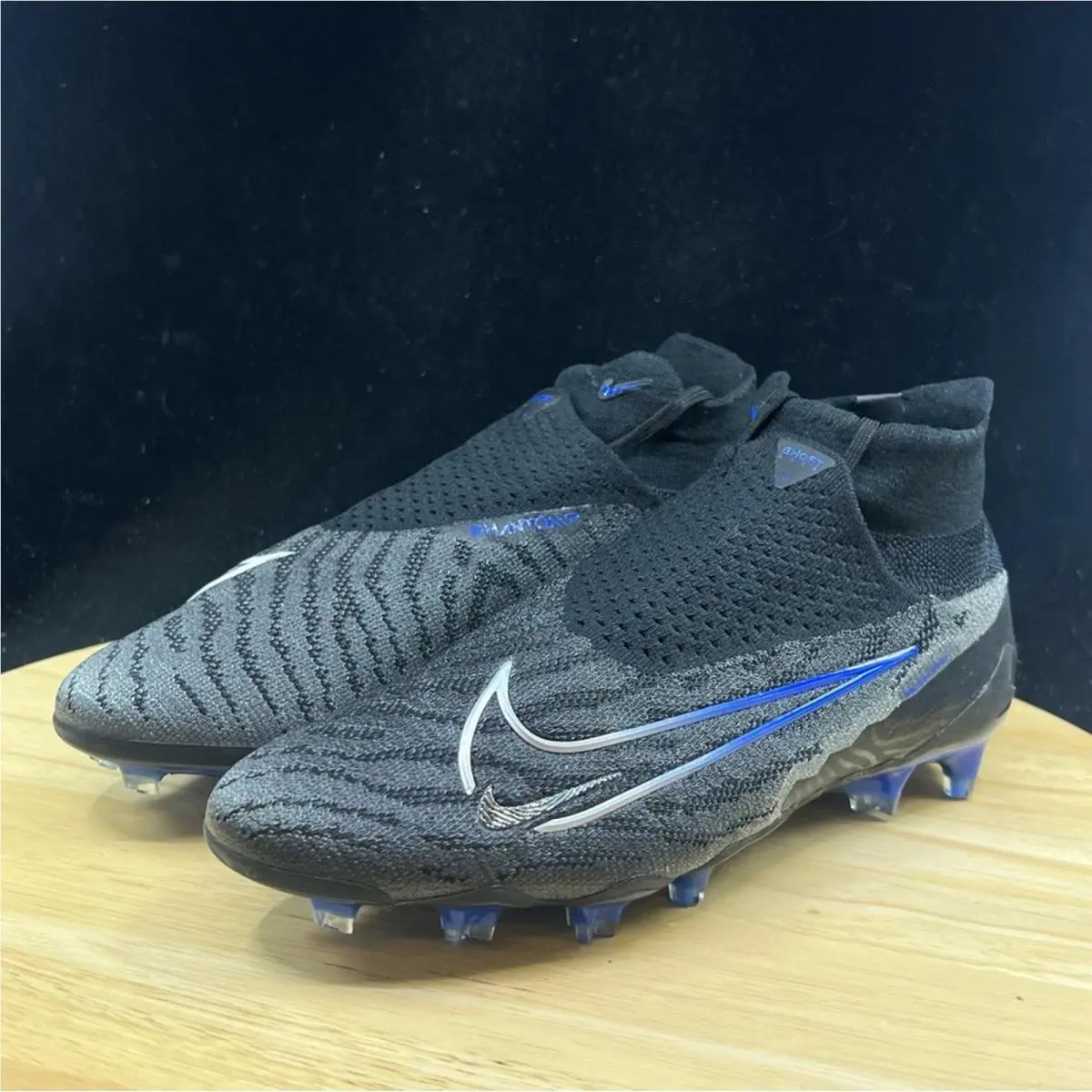 Nike shoes - Black 0
