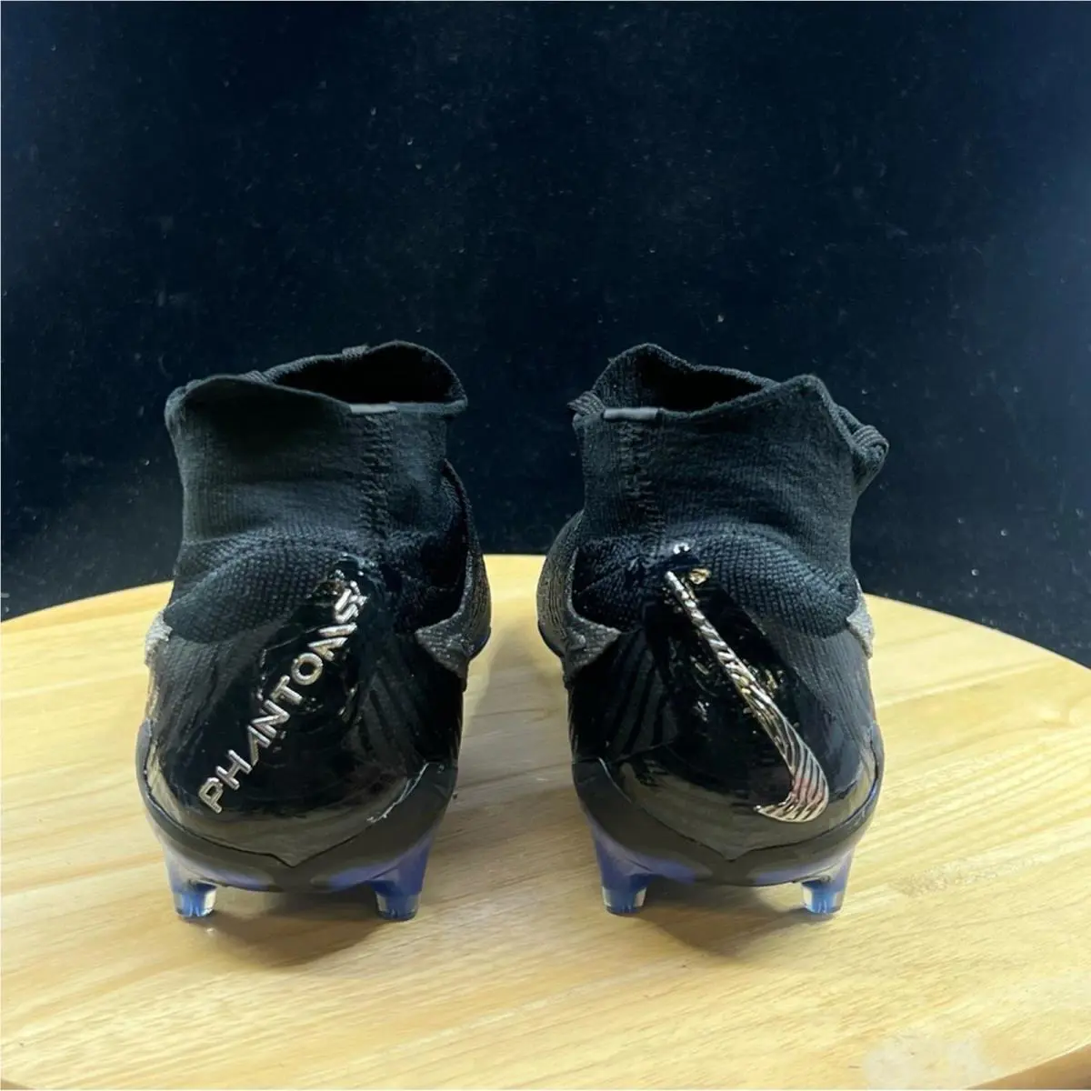 Nike shoes - Black 2