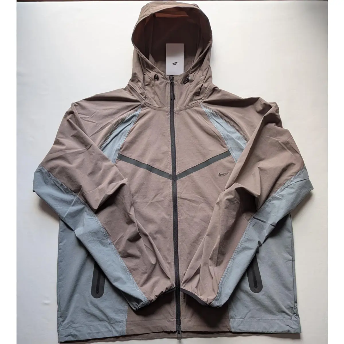 Nike Tech Dri Fit Woven Jacket Full Zip Windrunner Loose Fit Mens Size M IH8461