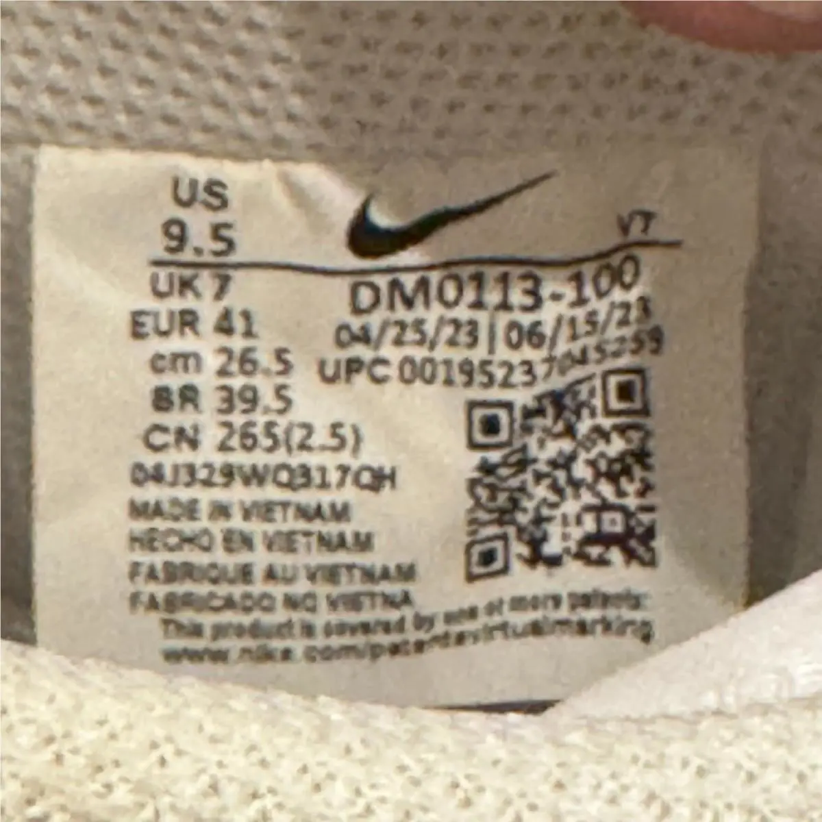 Nike shoes - White 5