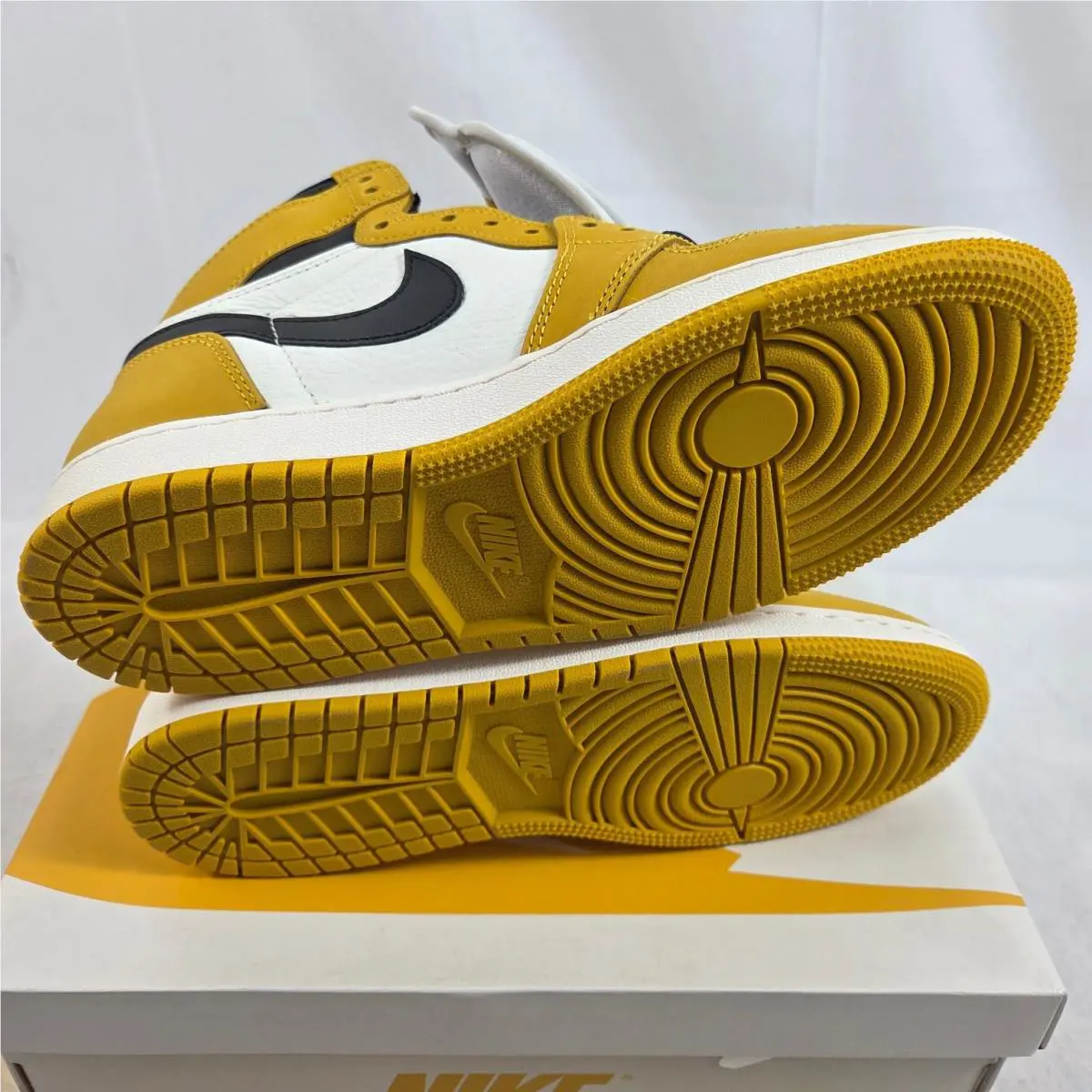 Nike shoes - Air Jordan 1 - Air - Yellow Ochre Black Sail 5