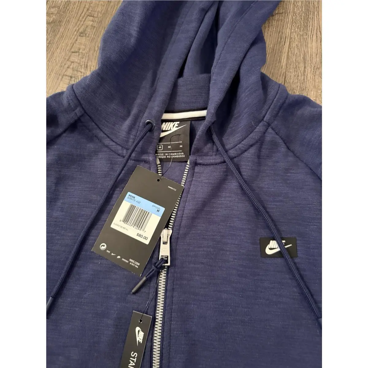 Nike clothing - Navy (UPC: 888409410947) 0