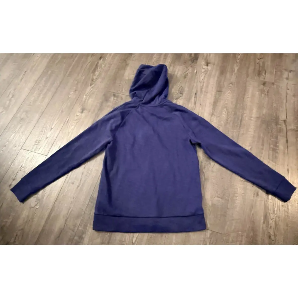 Nike clothing - Navy (UPC: 888409410947) 2