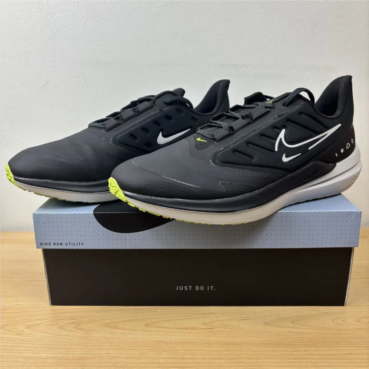 Nike shoes - Nike Air Winflo 9 Shield - DM1106-001 - Black (UPC: 00196151894107) 1