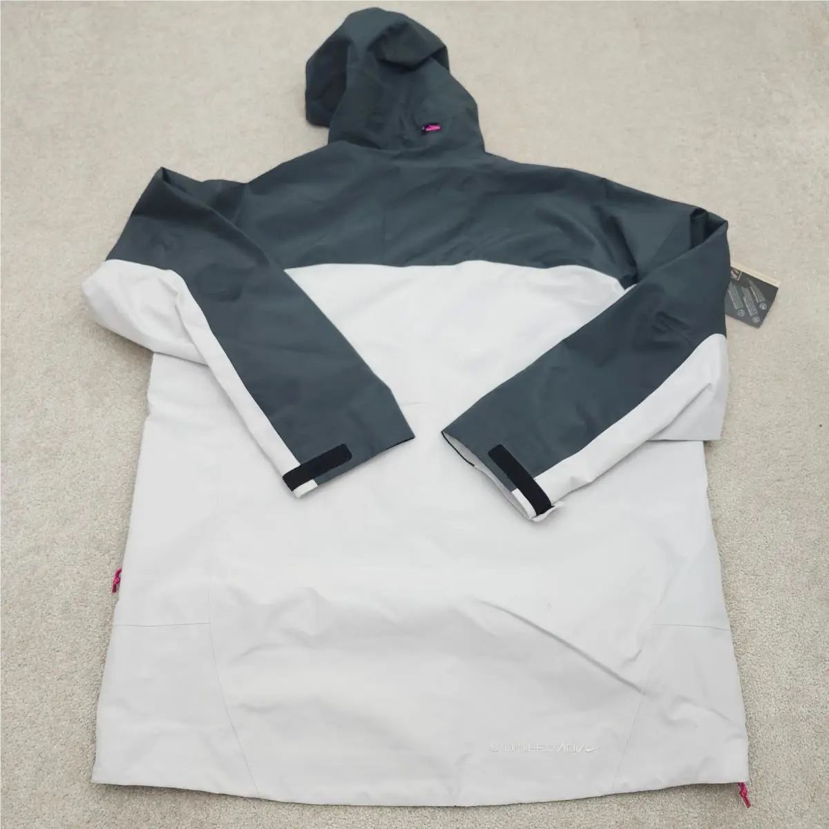 Nike clothing - White 14