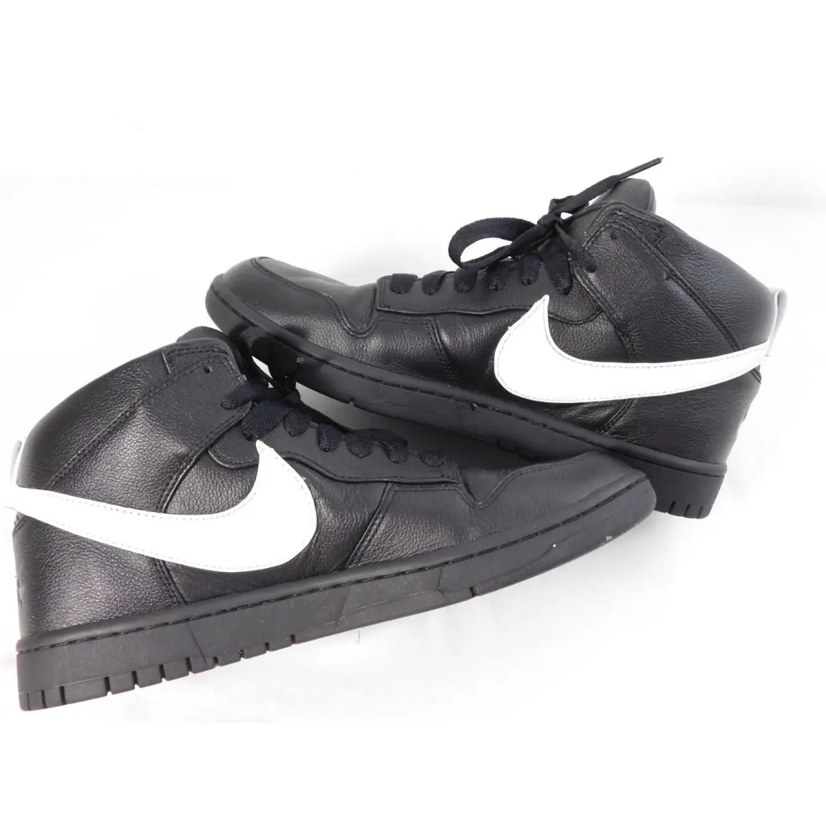 Nike shoes - Black 3