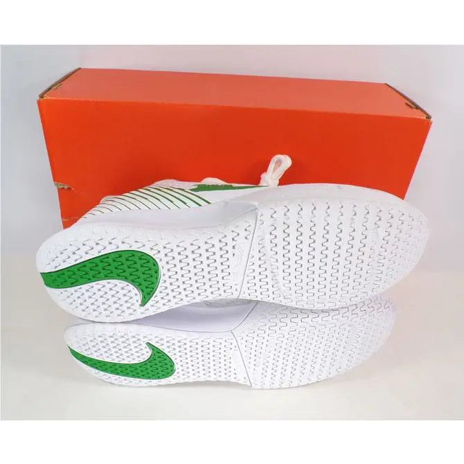 Nike shoes - Green, White 3