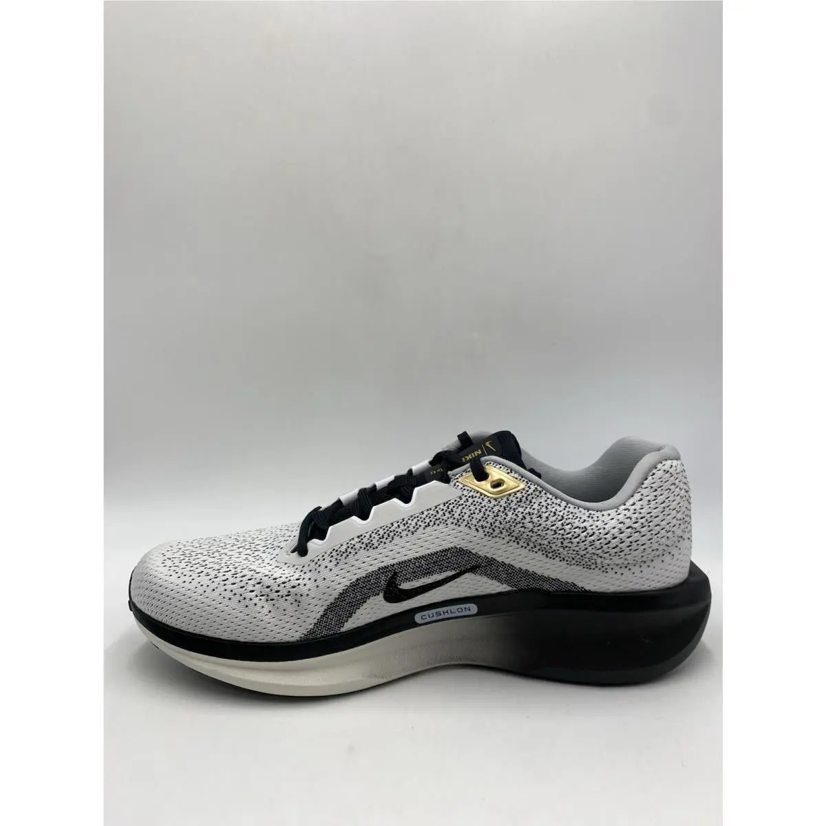 Nike shoes - Nike Air Winflow - Air Winflow - HQ7975 100 - White/Black-Metallic Gold (UPC: 197861608299) 1