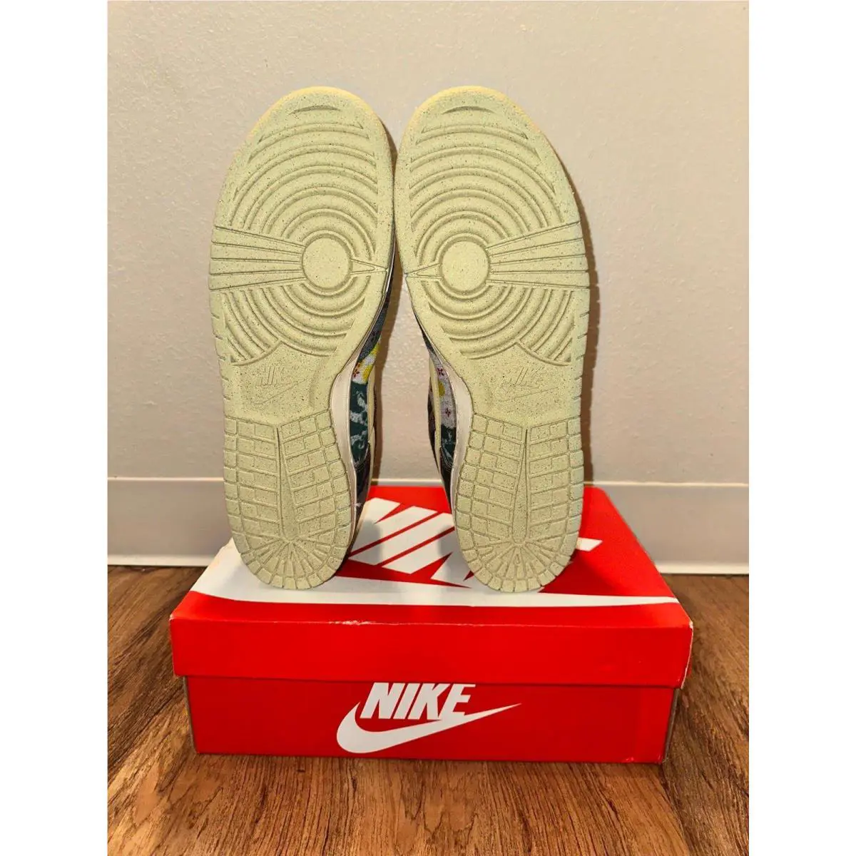 Nike shoes - Green 3