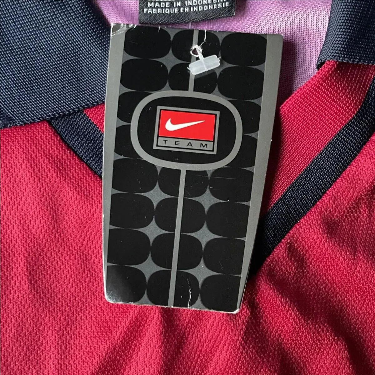 Nike clothing - Nike Team Barcelona FCB Futbol Soccer Jersey Center Swoosh VTG - Red Blue 2
