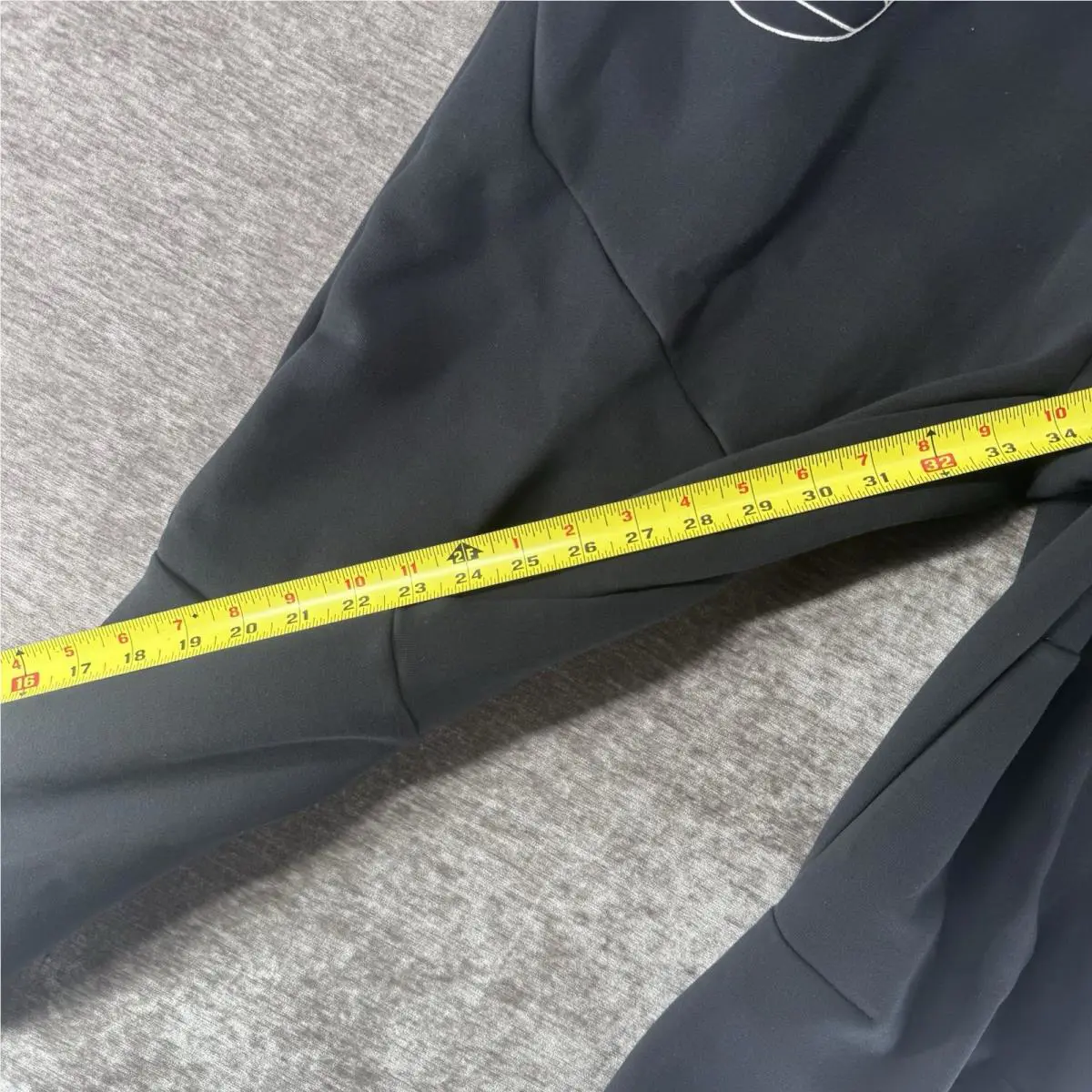 Nike clothing - Black (UPC: 0196606627281) 5