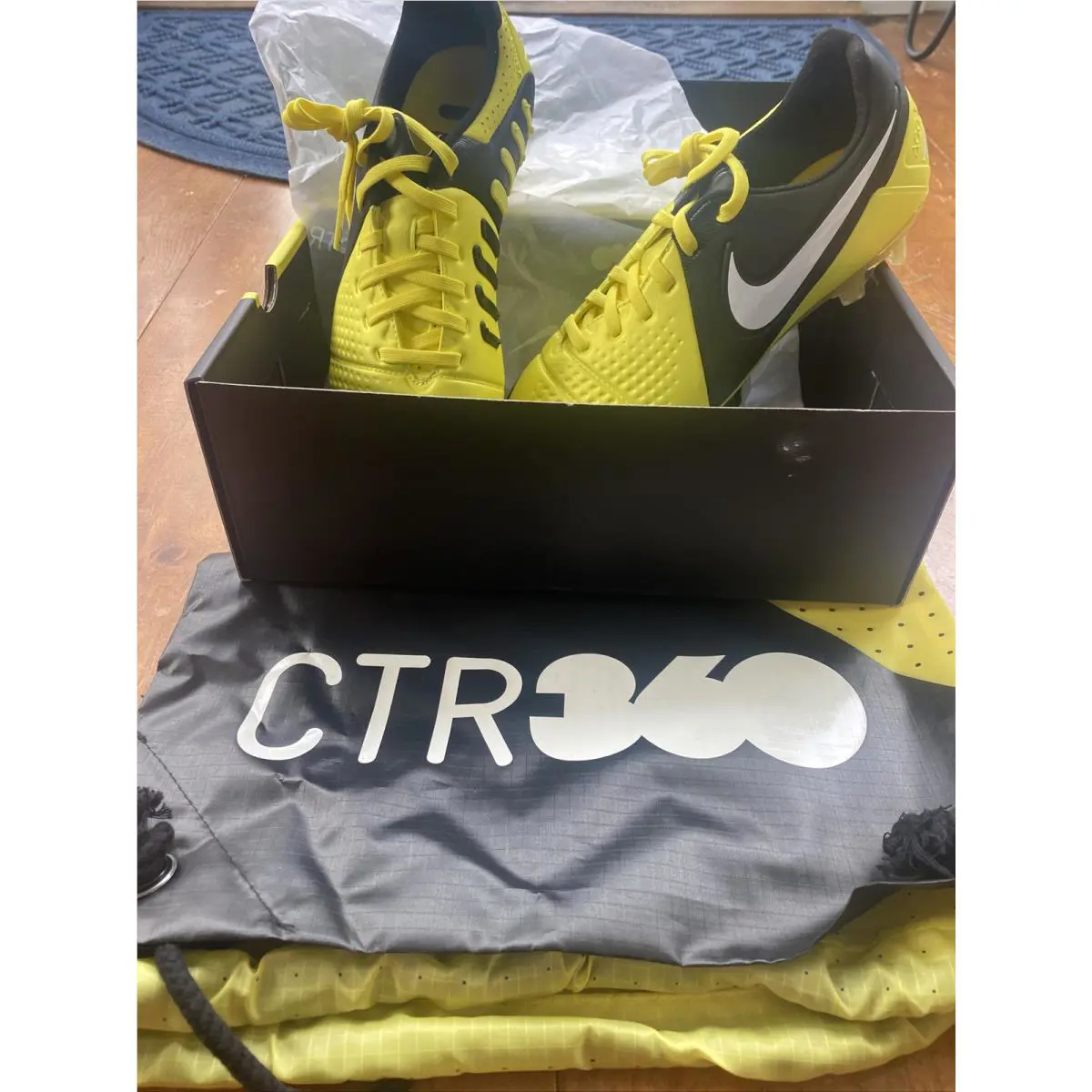 Nike shoes - Yellow 1
