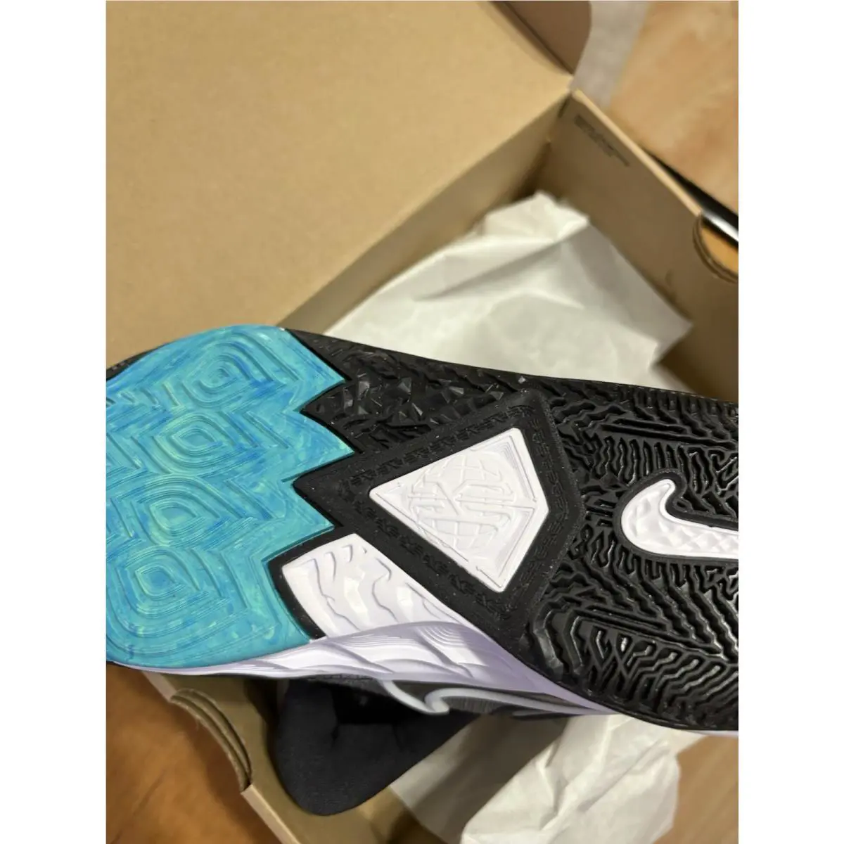 Nike shoes - Nike Kyrie 8 - Kyrie - Black 10