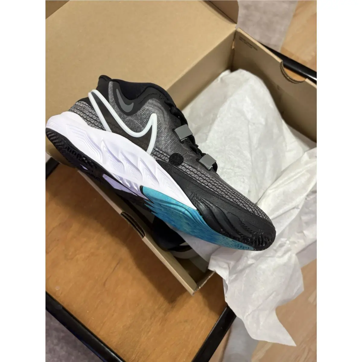 Nike shoes - Nike Kyrie 8 - Kyrie - Black 5