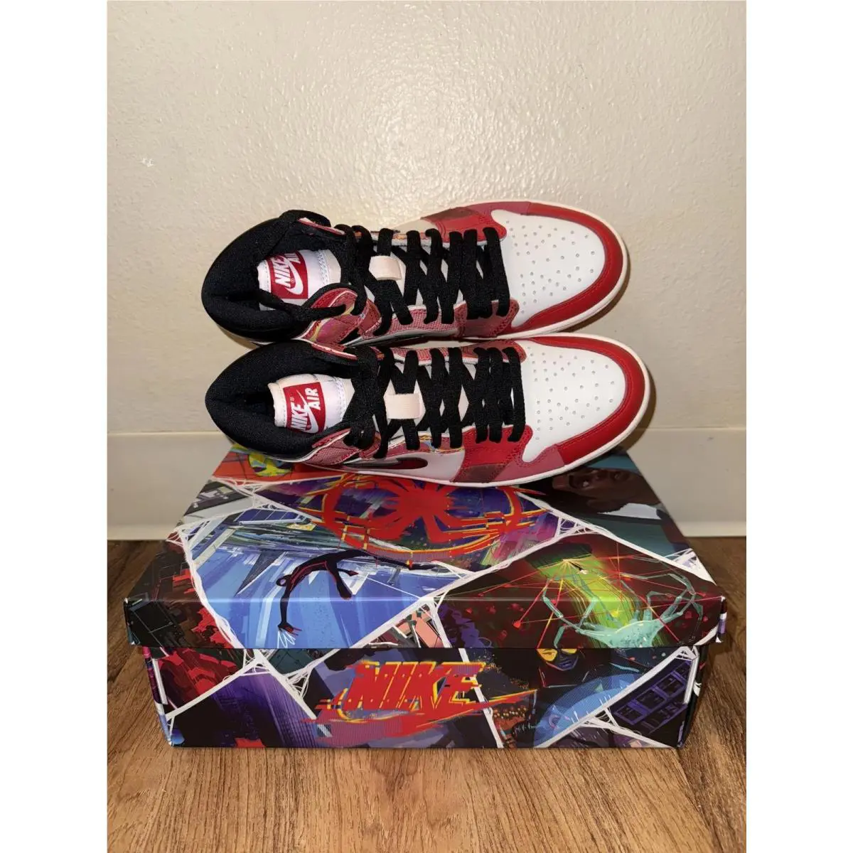 Nike shoes - Red 4