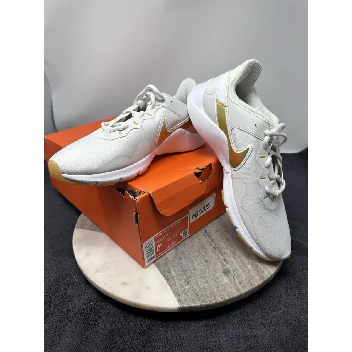 Nike Legend Essential 2 White Gold Training Shoes CQ9545-010 Womens Sz 8.5 W/box - White