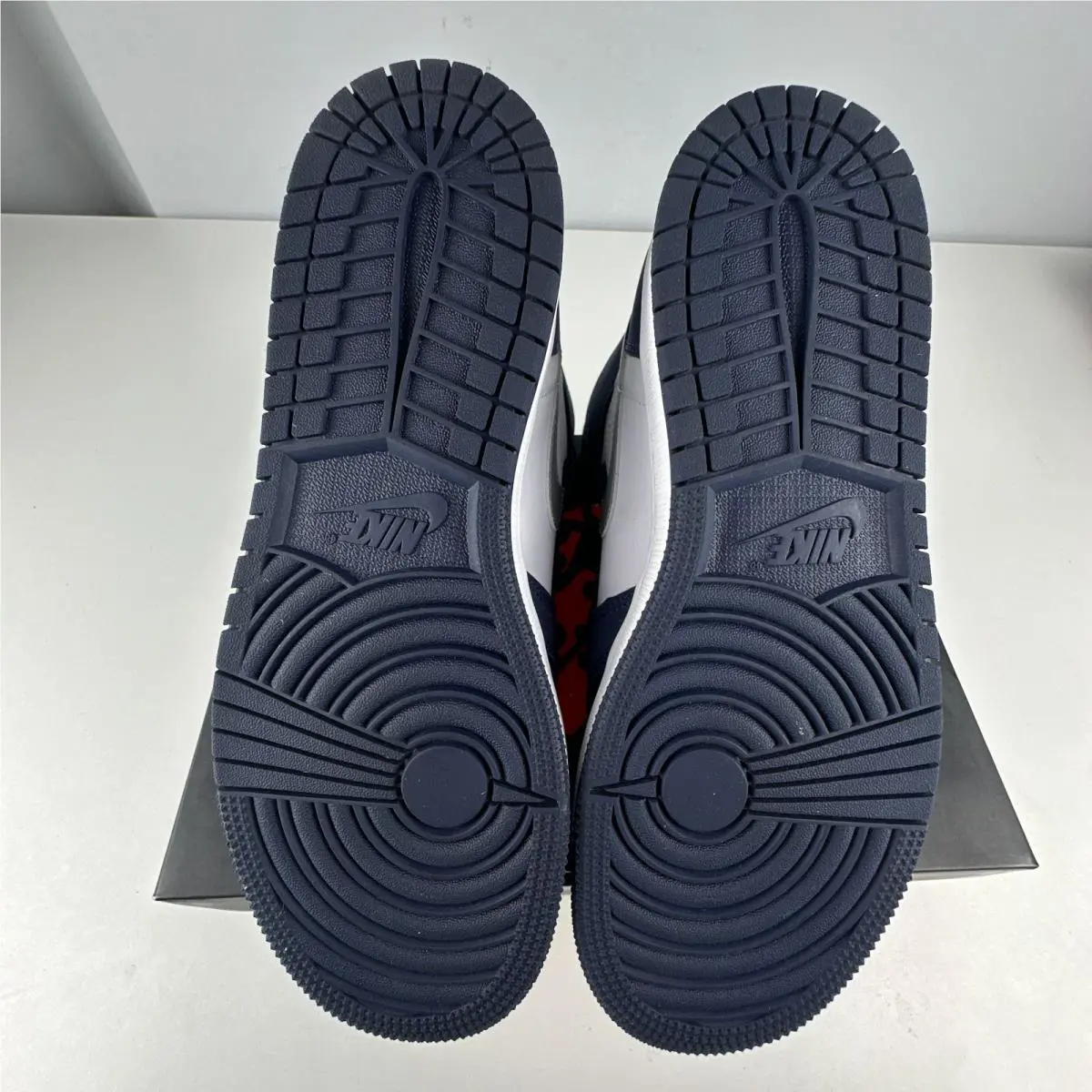 Nike shoes - Air Jordan 1 - Air - Blue 5