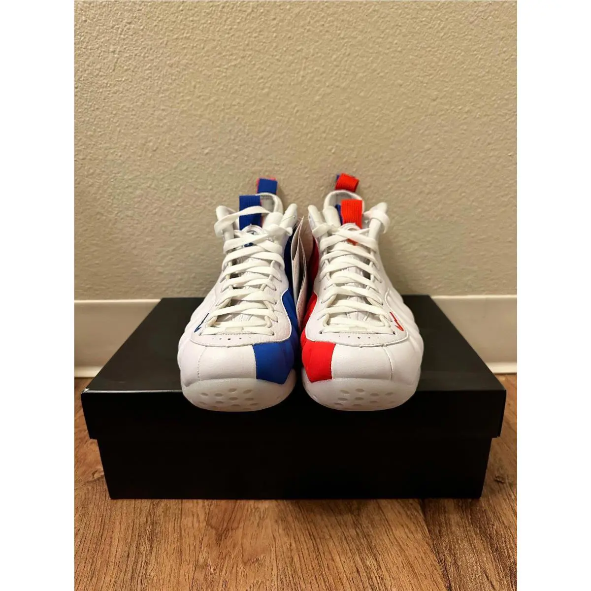 Nike shoes - White 2